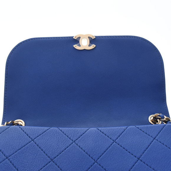 Chanel Chain Shoulder Blue Gold Hardware Calfskin Shoulder Bag - Picture 8 of 11